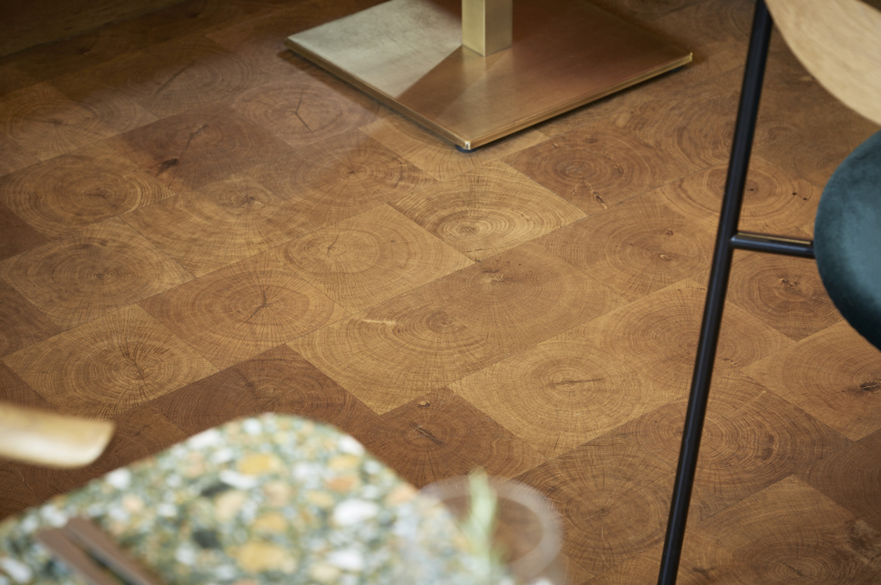 CLE00361 Nature Brunette Endgrain Lacquered Plank